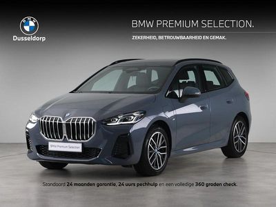 Storm bay (grijs metallic) Gebruikt 2024 BMW 230e Active Tourer Comfort Edition MPV | € 47.950