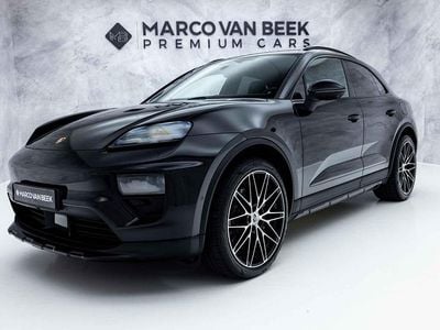 Zwart Occasion 2025 Porsche Macan SUV | € 104.850 (Iets duurder)