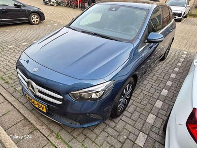 Blauw Gebruikt 2019 Mercedes B180 Business MPV | € 18.850 (Eerlijke prijs)