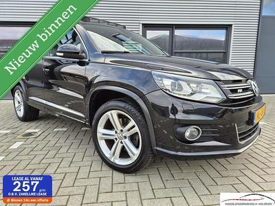 Zwart Gebruikt 2015 VW Tiguan R-line SUV | € 15.900 (Eerlijke prijs)