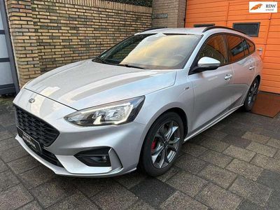 Grijs (metallic) Occasion 2020 Ford Focus Business Edition Hatchback | € 17.999 (Goede deal)