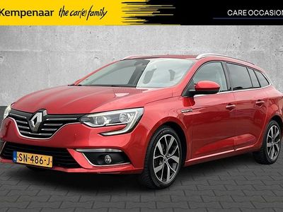 Rood Gebruikt 2018 Renault Mégane GrandTour Bose Edition Stationwagen | € 10.950 (Eerlijke prijs)