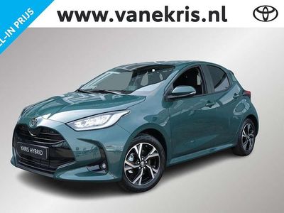 Nieuw Toyota Yaris Hybrid Comfort 116 PK (85 kW) 2025 Groen, metallic lak Hatchback