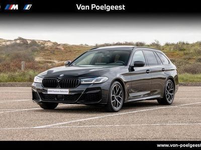 tweedehands BMW 530 5-SERIE Touring i High Executive | Glazen Panoramadak | Active Cruise Control | Trekhaak |