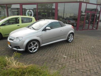 Occasion Opel Tigra Sport 90 PK (66 kW) 2006 Grijs Cabriolet