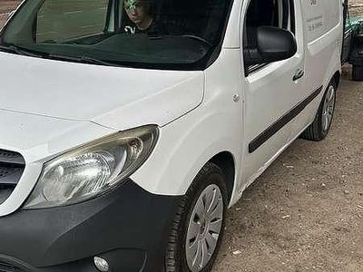 Mercedes Citan 109
