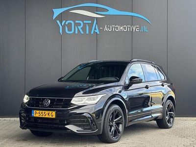 Zwart Gebruikt 2022 VW Tiguan R-line SUV | € 33.950 (Eerlijke prijs)