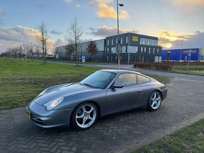 Porsche 911 Carrera