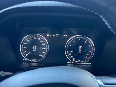 Zwart Gebruikt 2020 Volvo XC60 SUV | € 28.000 (Goede deal)