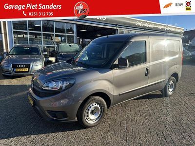Occasion Fiat Doblò 95 PK (69 kW) 2021 Grijs MPV