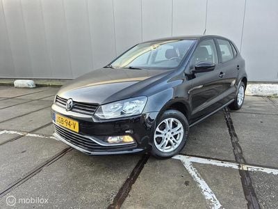 Zwart Occasion 2016 VW Polo Comfortline Hatchback | € 8.950 (Eerlijke prijs)