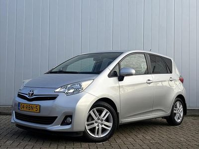 Grijs Occasion 2011 Toyota Verso-S MPV | € 8.499 (Iets duurder)