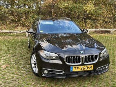 Bruin Occasion 2016 BMW 520 Luxury Line Stationwagen | € 16.200 (Eerlijke prijs)
