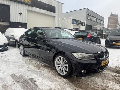 Zwart Gebruikt 2012 BMW 325 Sedan | € 6.999