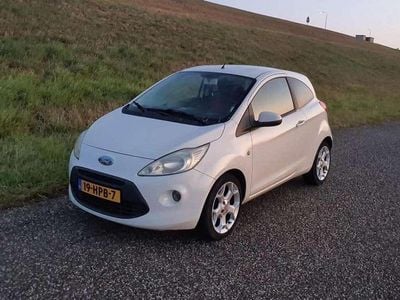 Wit Occasion 2009 Ford Ka Titanium Hatchback | € 2.999 (Eerlijke prijs)