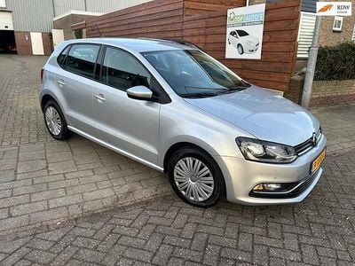 Grijs (metallic) Occasion 2014 VW Polo Comfortline Hatchback | € 6.150 (Eerlijke prijs)