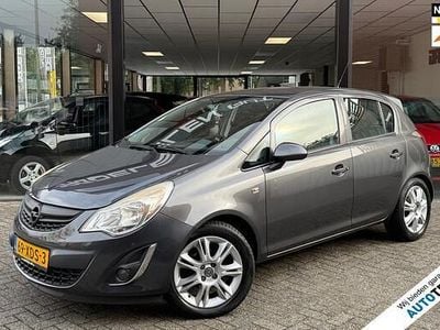 Grijs Occasion 2012 Opel Corsa Hatchback | € 7.240 (Eerlijke prijs)