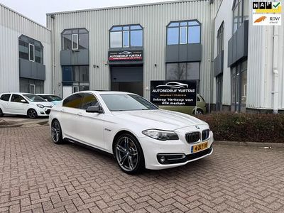 Wit Occasion 2015 BMW 528 Luxury Line Sedan | € 14.995 (Goede deal)