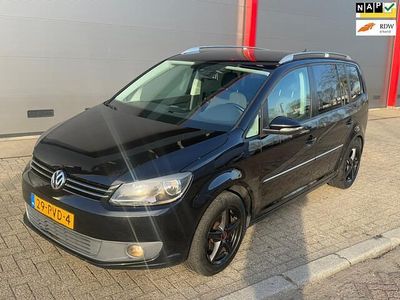 Zwart Occasion 2011 VW Touran Highline MPV | € 5.499 (Super prijs)