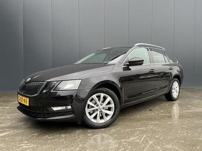 Zwart Gebruikt 2019 Skoda Octavia Business Line Stationwagen | € 13.450 (Eerlijke prijs)