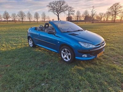 Occasion 2002 Peugeot 206 CC Cabriolet | € 1.399 (Eerlijke prijs)
