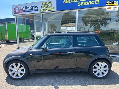 Zwart Gebruikt 2002 Mini Cooper Chili Hatchback | € 1.850