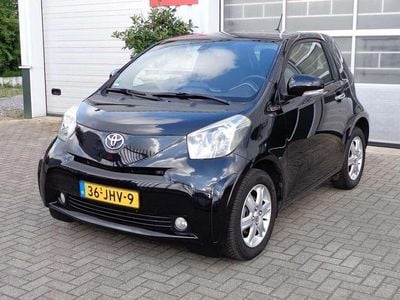 Toyota iQ