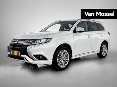 Occasion Mitsubishi Outlander P-HEV Intense 68 PK (50 kW) 2023 Wit SUV