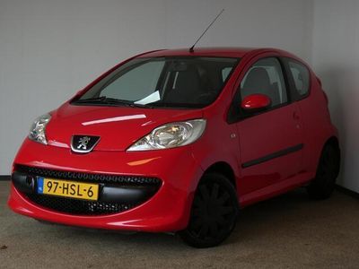 tweedehands Peugeot 107 1.0-12V XS Nwe APK airco