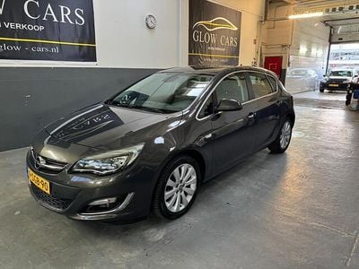Grijs Occasion 2012 Opel Astra Sport Hatchback | € 7.450 (Iets duurder)