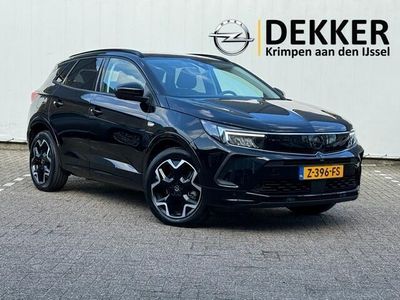 tweedehands Opel Grandland X 1.6 Turbo 300PK Hybrid 4x4 Black Edition met 19inc