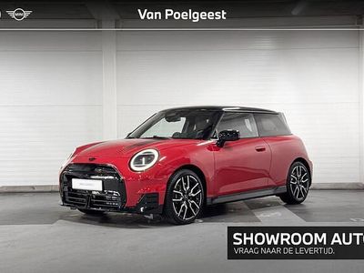 Chili red ii (c74) Nieuw 2025 Mini Cooper Hatchback | € 40.390 (Eerlijke prijs)