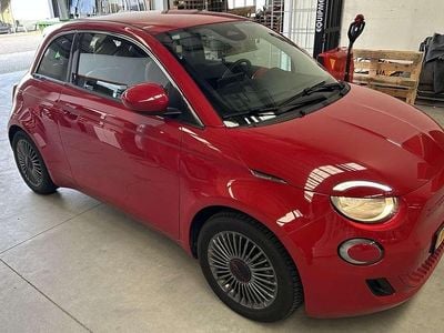 Rood Gebruikt 2022 Fiat 500e Red Hatchback | € 14.500 (Goede deal)