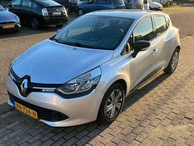 Grijs Occasion 2014 Renault Clio IV Night&Day Hatchback | € 4.795 (Iets duurder)
