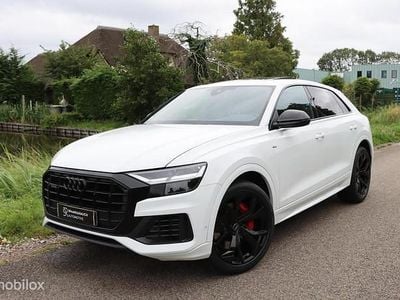 Occasion 2021 Audi Q8 S-Line SUV | € 56.995 (Super prijs)