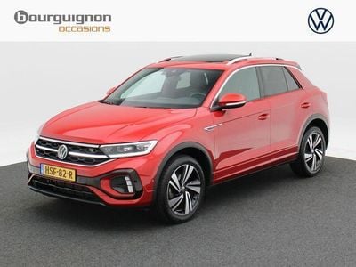 Rood Gebruikt 2022 VW T-Roc Business SUV | € 28.850 (Goede deal)