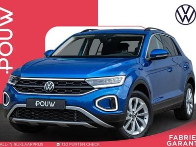 Blauw Gebruikt 2024 VW T-Roc Life SUV | € 25.900 (Goede deal)