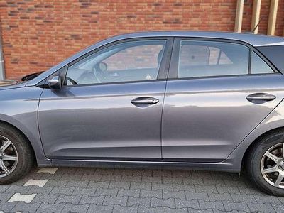 Grijs Occasion 2018 Hyundai i20 Comfort Hatchback | € 10.500 (Duur)