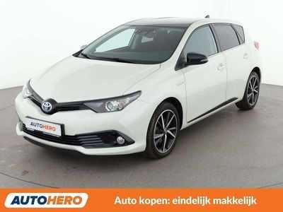 Wit Occasion 2017 Toyota Auris Hybrid Style Hatchback | € 17.349 (Eerlijke prijs)
