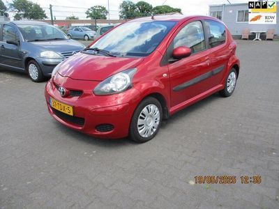 Occasion Toyota Aygo Comfort 68 PK (50 kW) 2012 Rood Hatchback