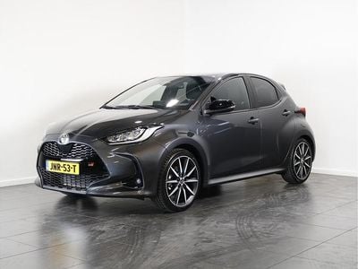 Grijs Occasion 2026 Toyota Yaris Hybrid Sport Hatchback | € 34.900 (Iets duurder)