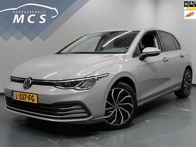 Occasion VW Golf VIII Life 110 PK (80 kW) 2021 Grijs Hatchback