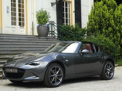 Grijs, metallic lak Gebruikt 2018 Mazda MX5 Cabriolet | € 27.500 (Eerlijke prijs)