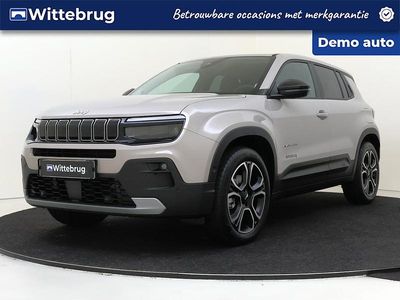 Grijs Occasion 2025 Jeep Avenger Summit SUV | € 33.925 (Duur)