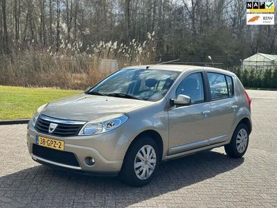 Occasion Dacia Sandero Lauréate 75 PK (55 kW) 2008 Grijs Hatchback