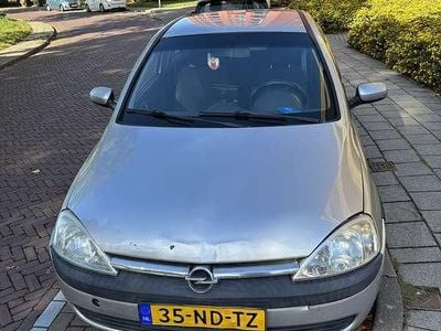 Grijs Gebruikt 2003 Opel Corsa Njoy Hatchback | € 800 (Eerlijke prijs)