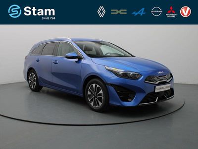 Blauw Gebruikt 2022 Kia Ceed Hatchback | € 23.490 (Eerlijke prijs)