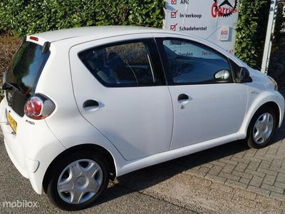 tweedehands Toyota Aygo 1.0 VVT-i Now met Airco