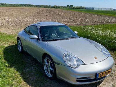 Porsche 911 Carrera 4