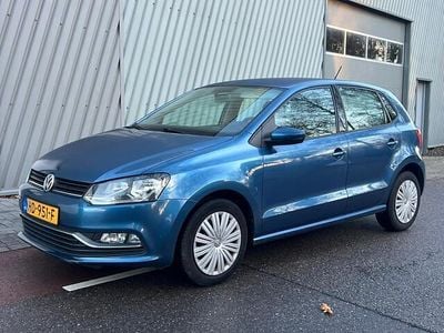 Blauw Gebruikt 2015 VW Polo Comfortline Hatchback | € 6.750 (Eerlijke prijs)